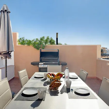 Corcos Villa Guía de Isora